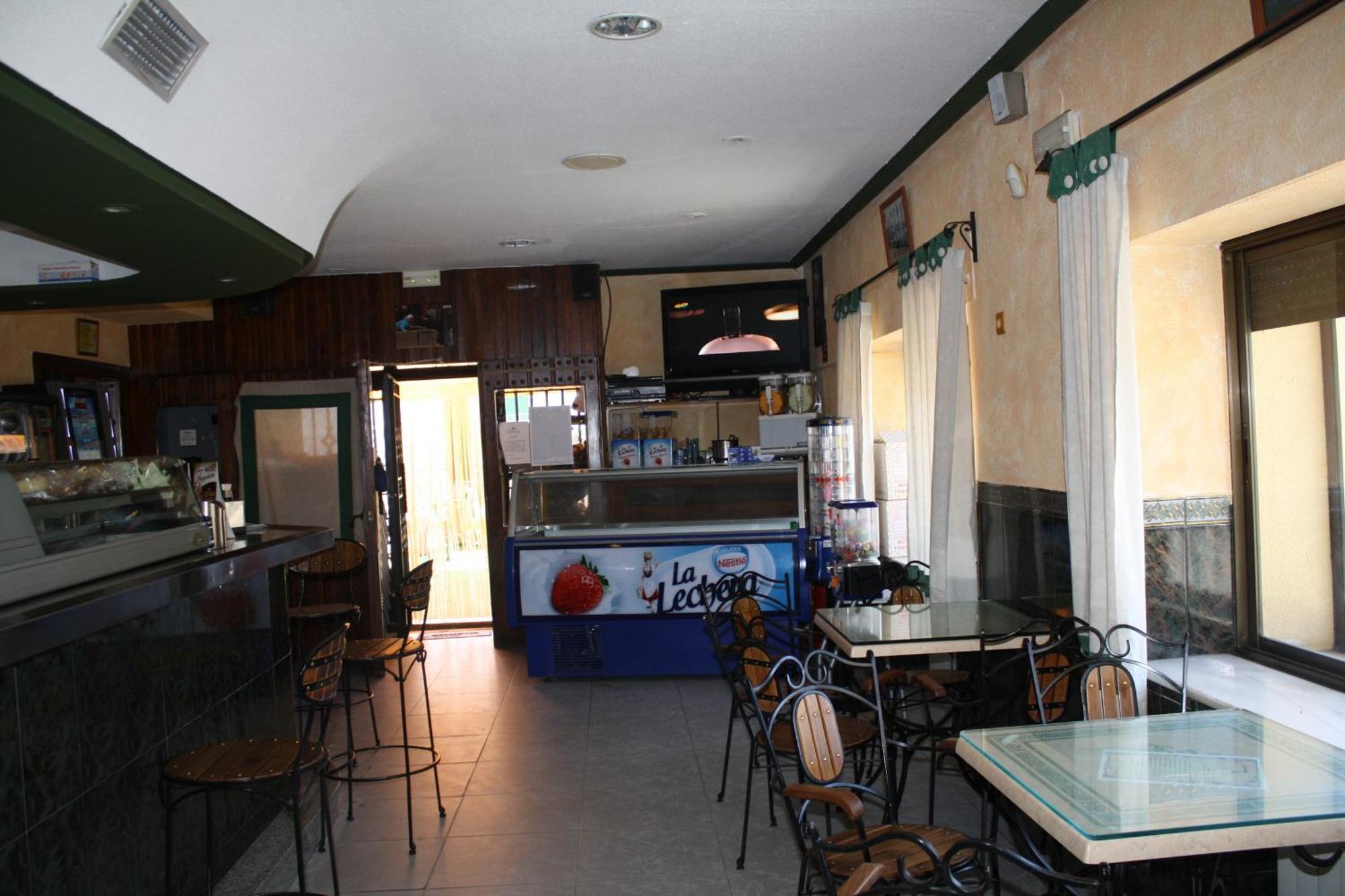 Hotel Carvajal Torrejon el Rubio Exterior photo