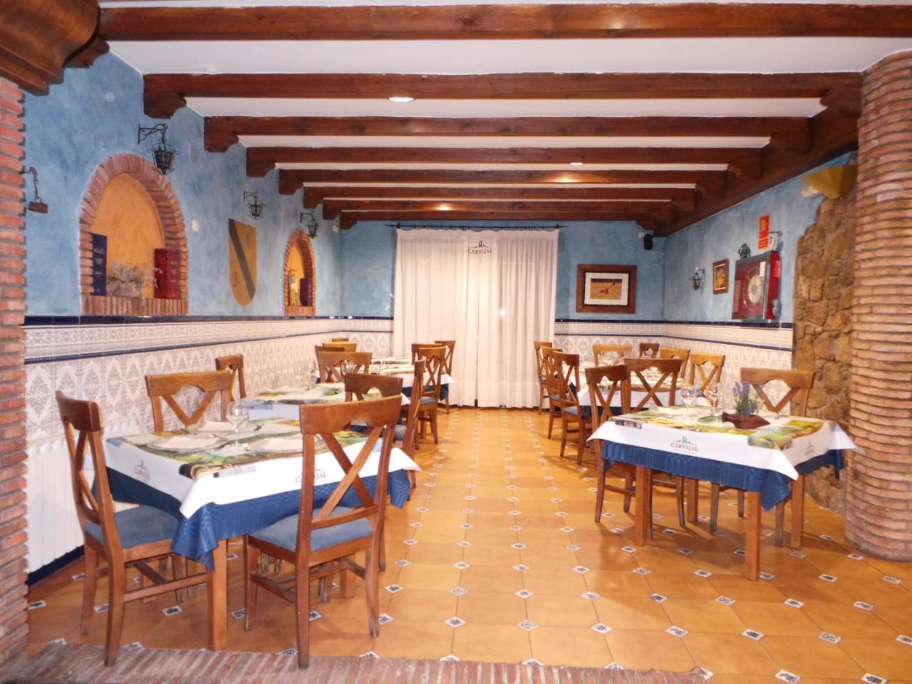 Hotel Carvajal Torrejon el Rubio Exterior photo